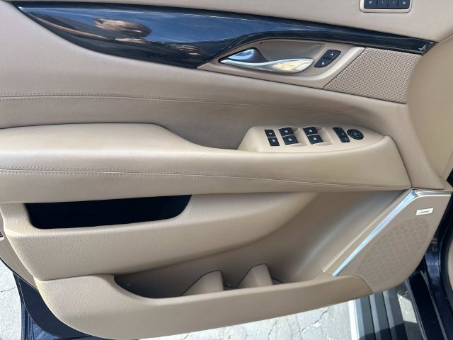 Certified 2019 Cadillac Escalade ESV Platinum AWD/4WD image 20
