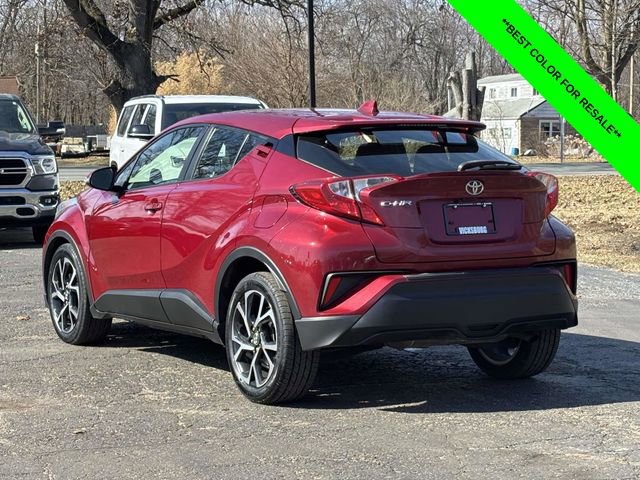 Used 2019 Toyota C-HR XLE image 2