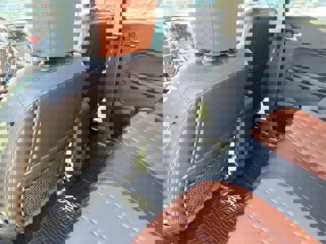 Used 2017 GMC Terrain SLT w/ Open Road Package image 17