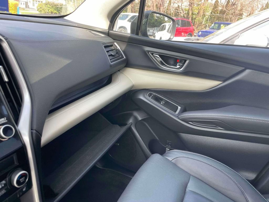 Used 2022 Subaru Ascent Limited w/ Technology Package image 33