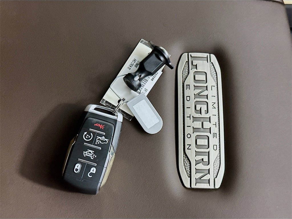 New 2025 RAM 1500 Limited image 20