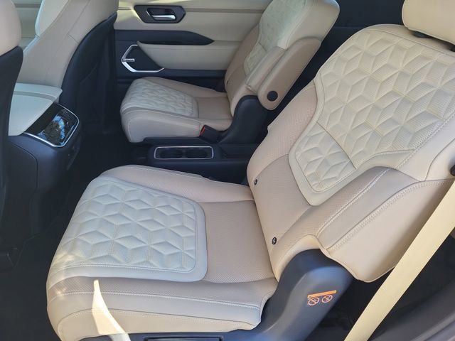 New 2025 Nissan Armada Platinum Reserve AWD/4WD image 10