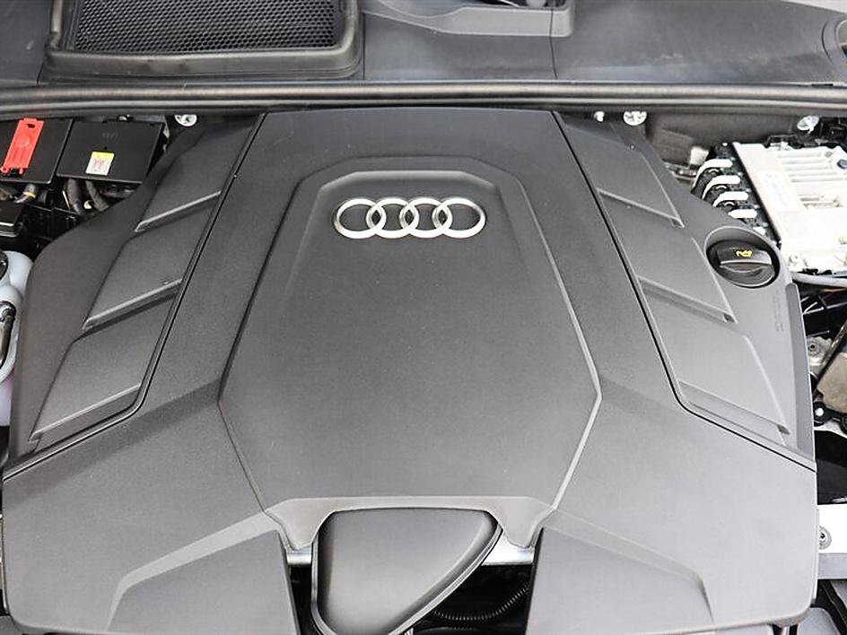 Used 2022 Audi Q7 3.0T Prestige w/ Prestige Package AWD/4WD image 34