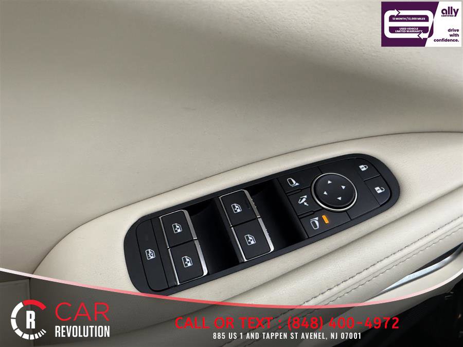 Used 2023 INFINITI QX60 Sensory w/ Cargo Package image 38