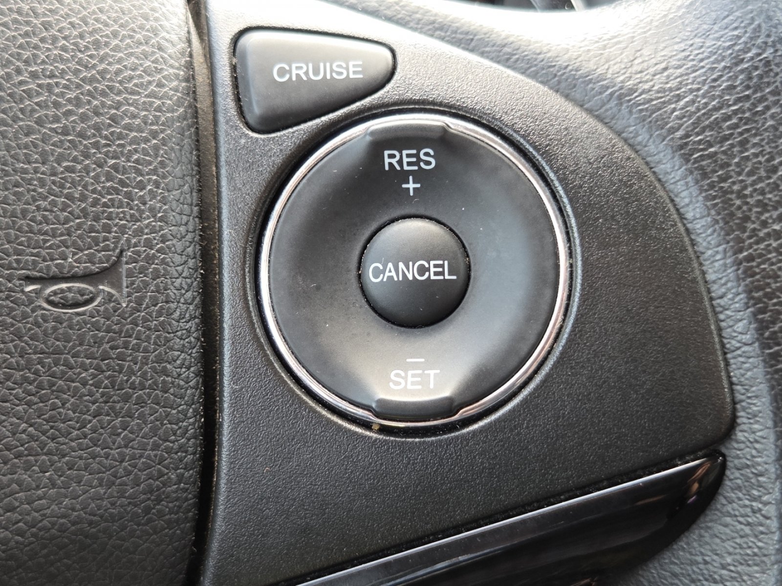 Used 2016 Honda HR-V EX-L image 12
