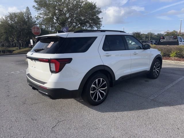 Used 2025 Ford Explorer ST-Line RWD image 5