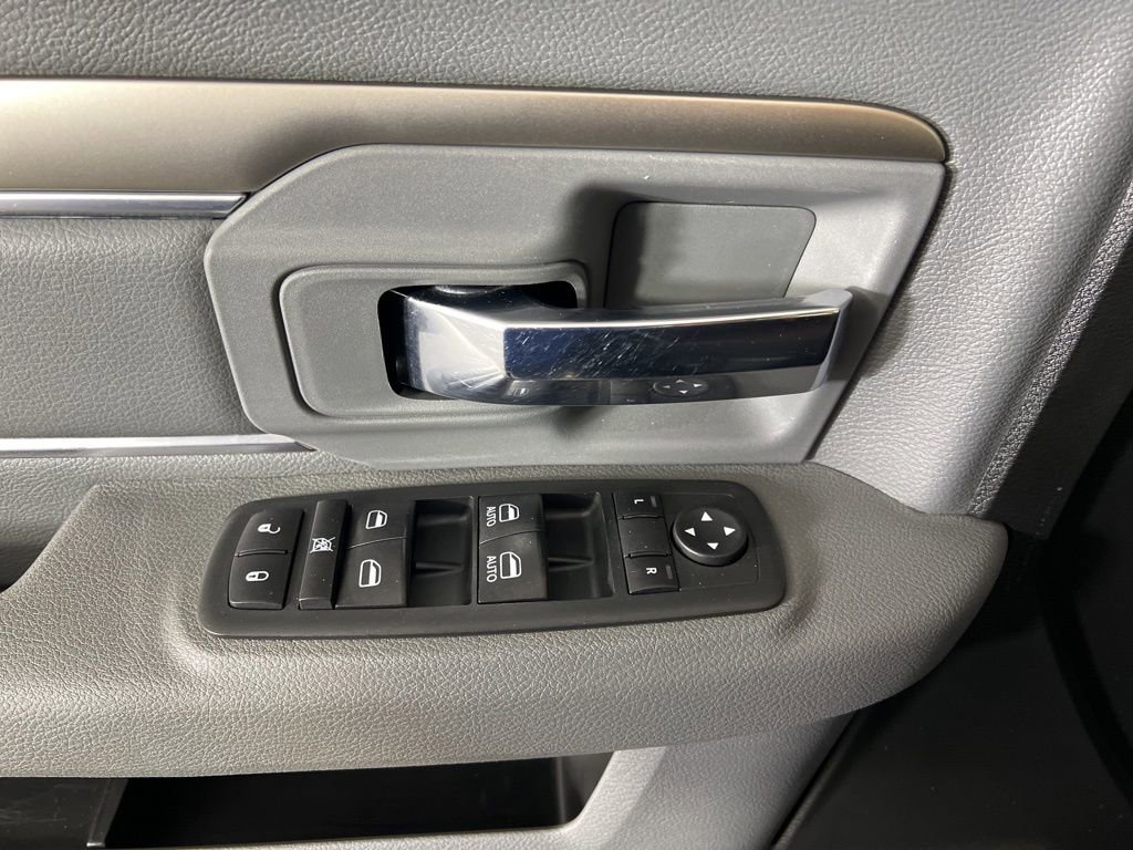 Used 2020 RAM 1500 Classic Warlock w/ Electronics Group image 18