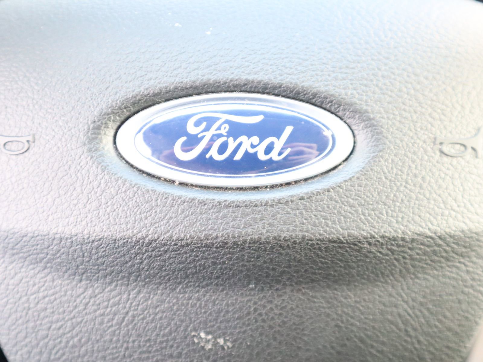 Used 2024 Ford Transit 350 XLT image 31