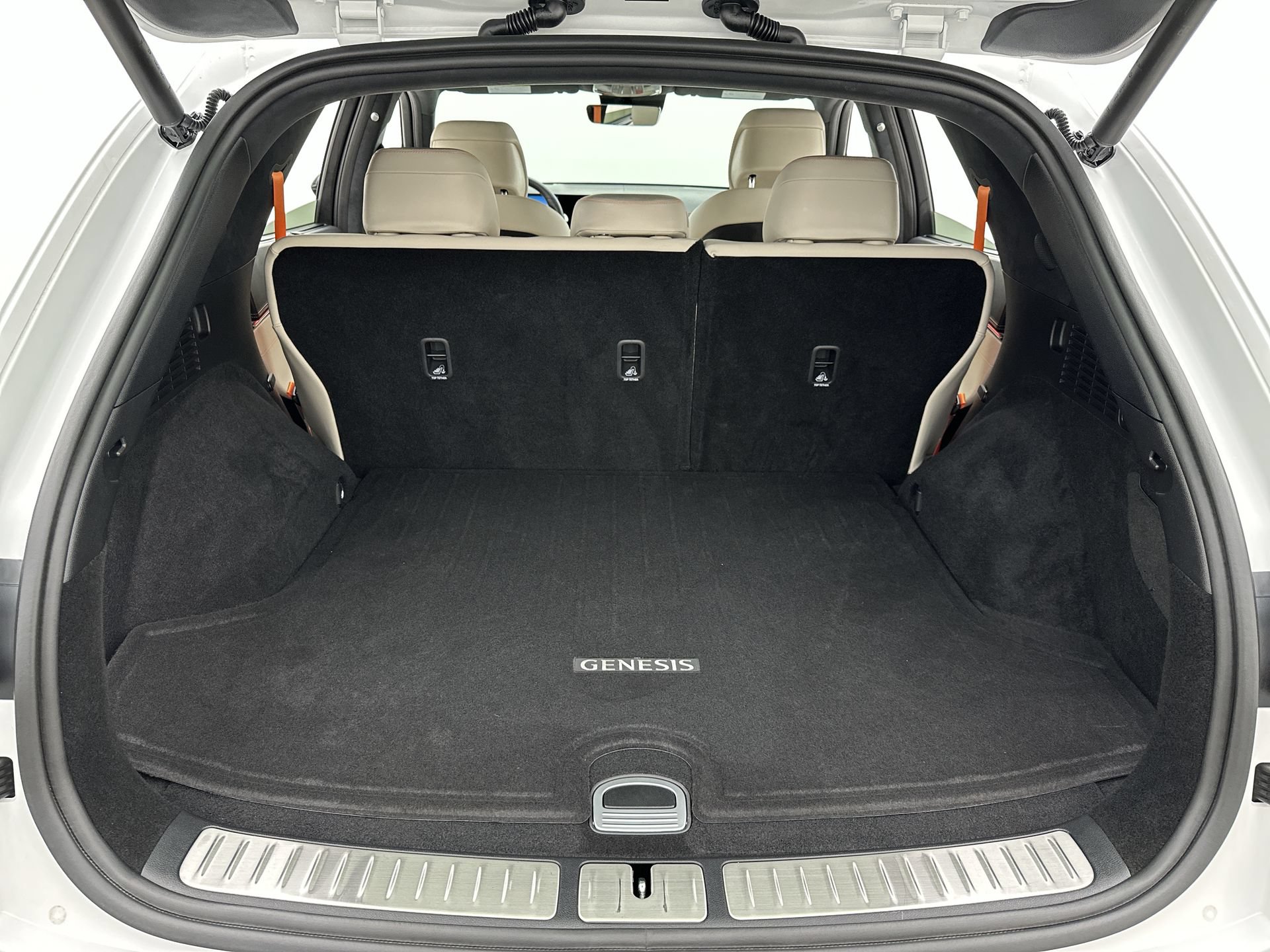 Certified 2026 Genesis GV70 3.5T Sport Prestige AWD/4WD image 24