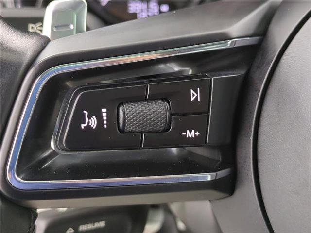 Used 2022 Porsche Macan image 30