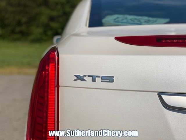 Used 2016 Cadillac XTS Luxury w/ Driver Awareness Package image 12