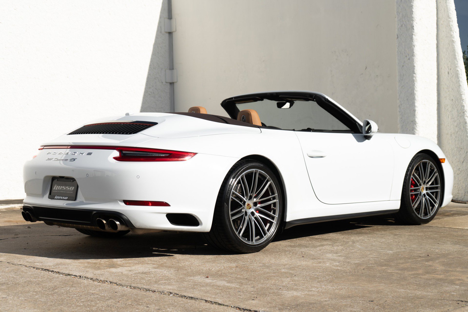 Used 2018 Porsche 911 Carrera 4S image 10