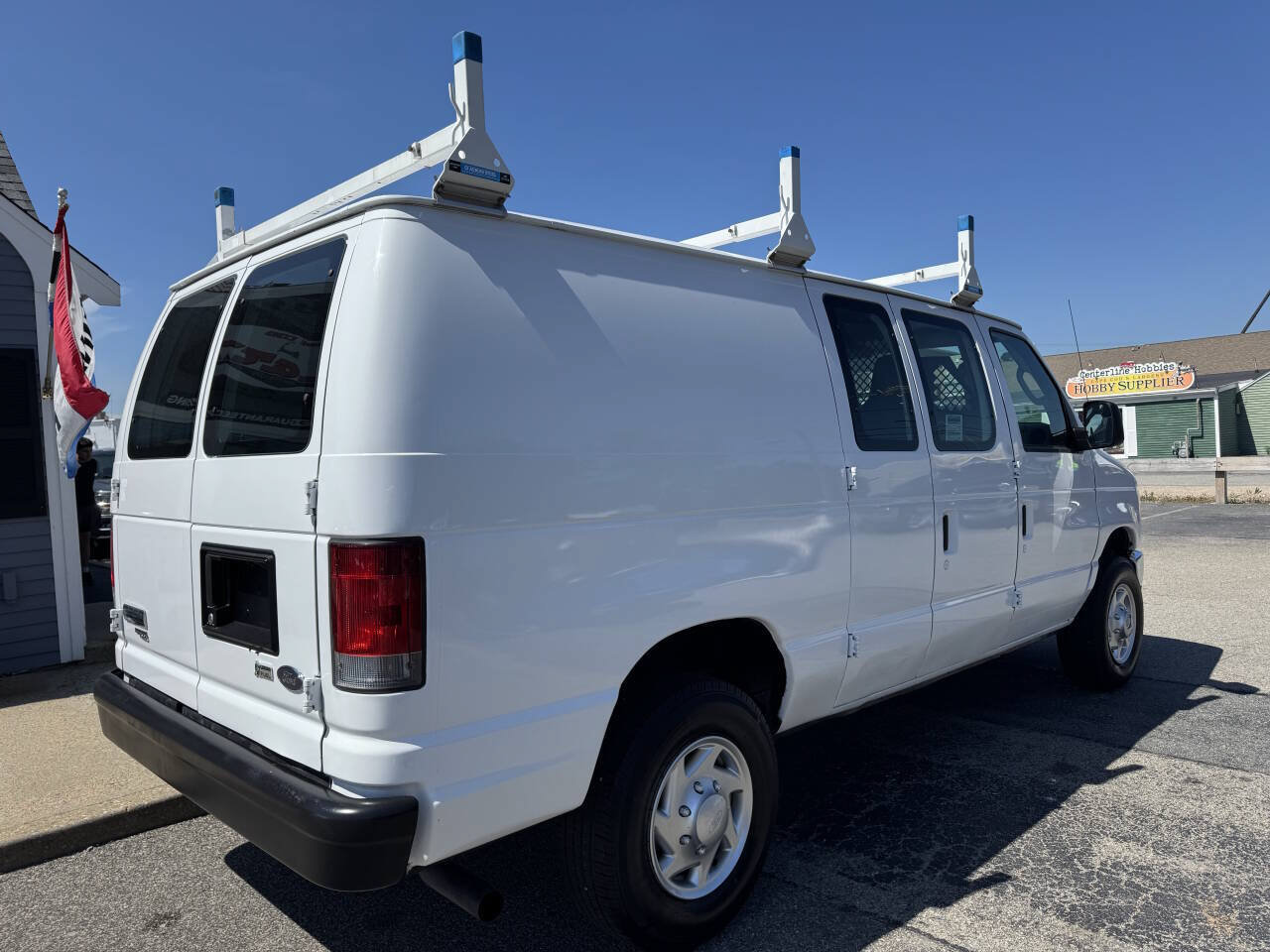 Used 2012 Ford E-250 and Econoline 250 w/ Commercial Cargo Van Pkg RWD image 11