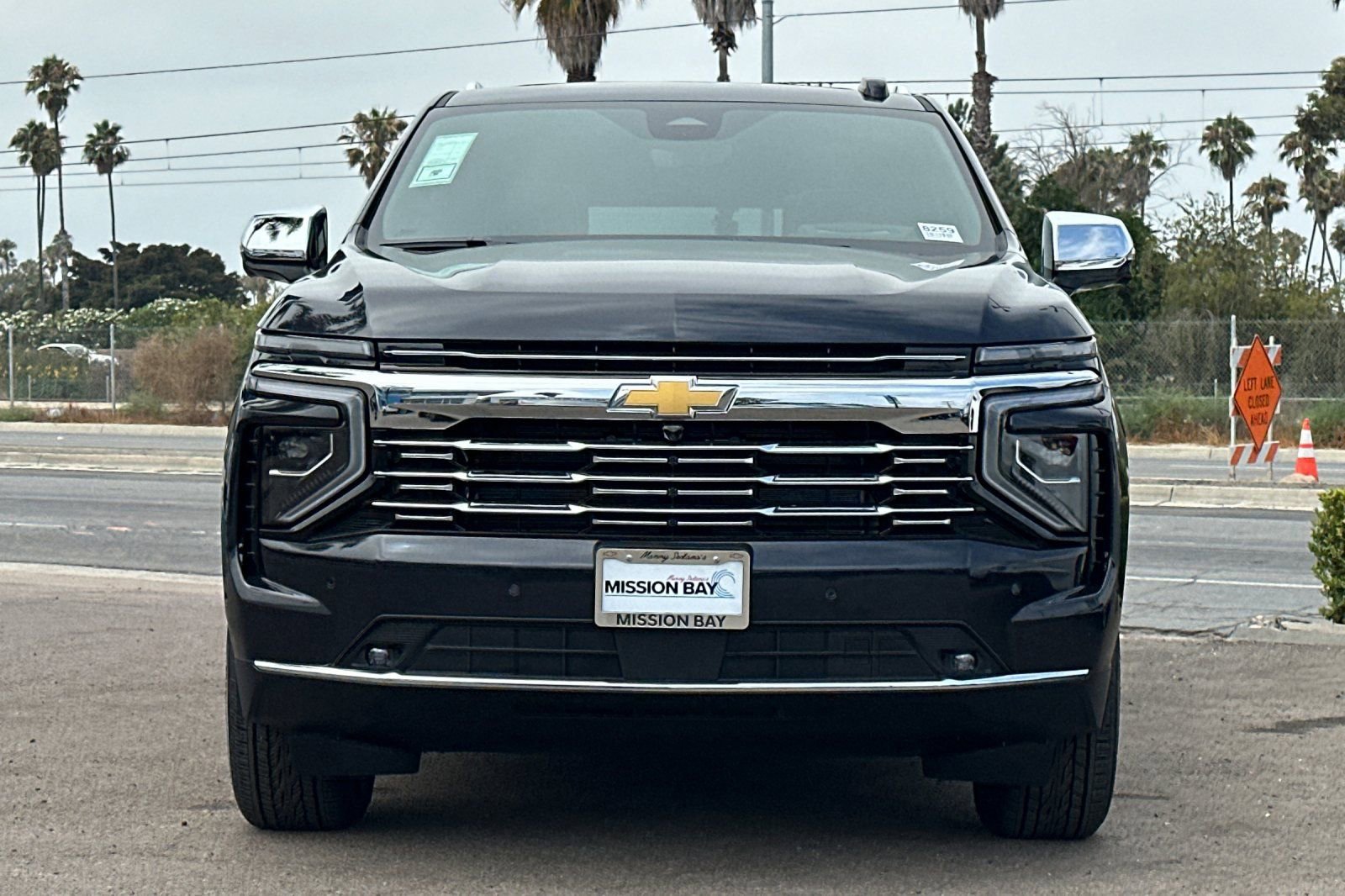 New 2025 Chevrolet Suburban Premier RWD image 9