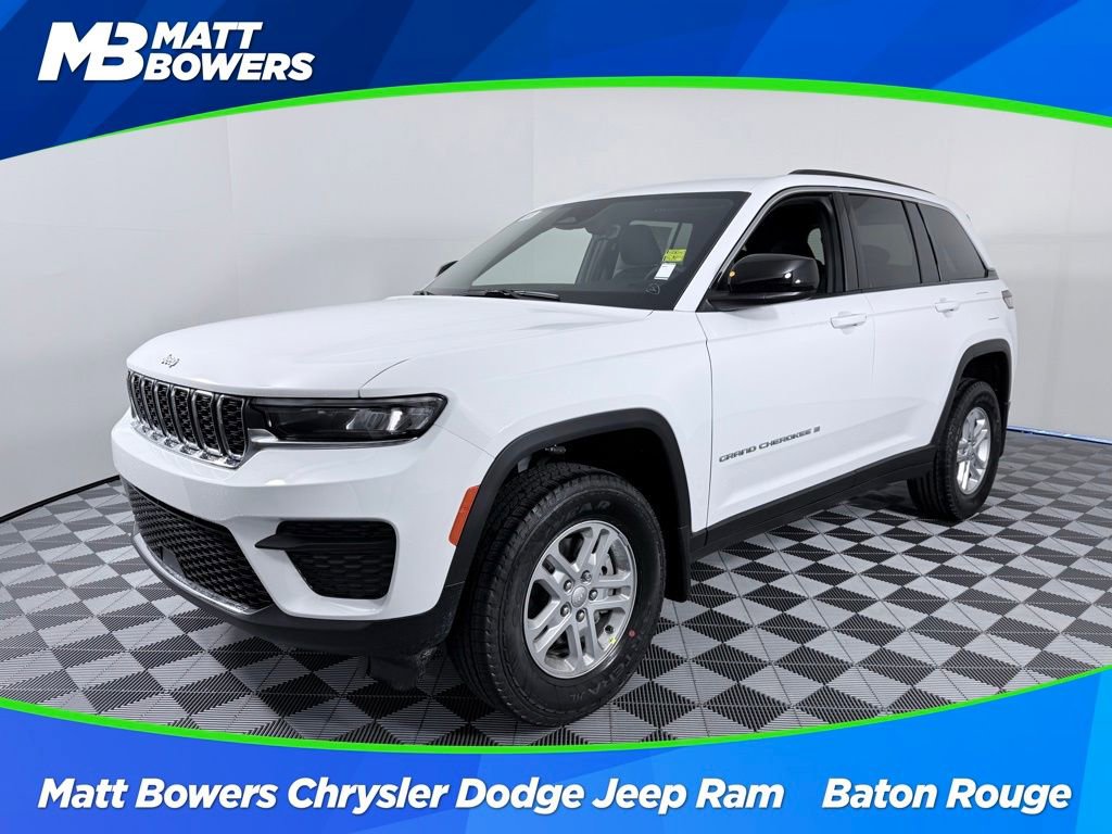 New 2025 Jeep Grand Cherokee Laredo image 1
