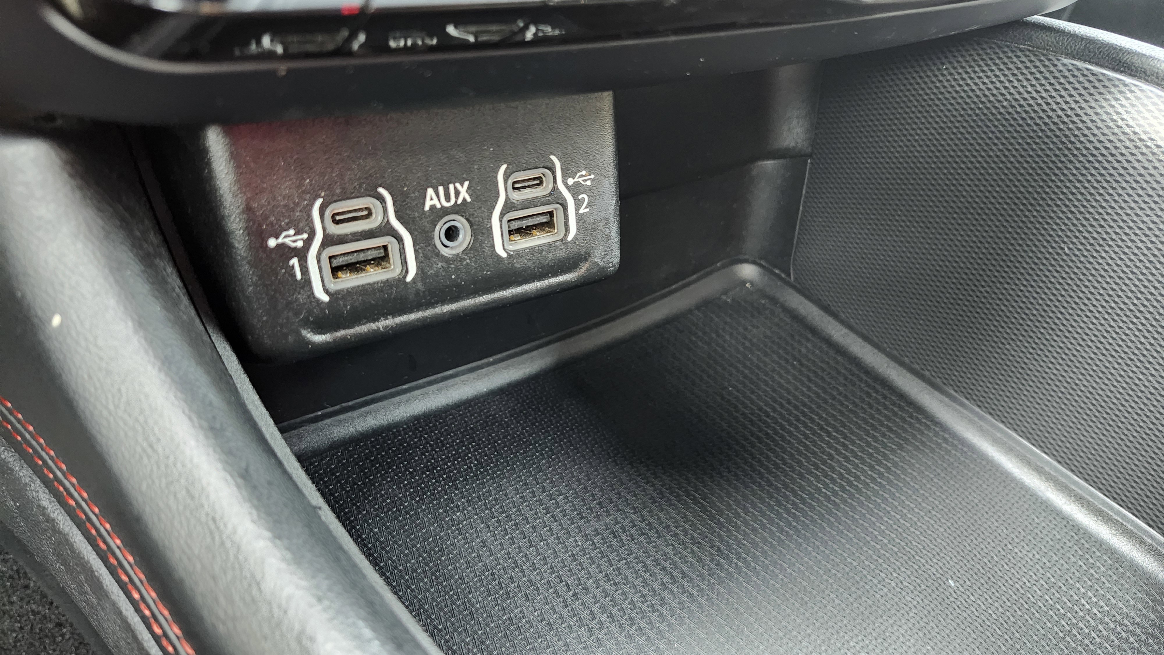 Used 2023 Dodge Durango GT image 11