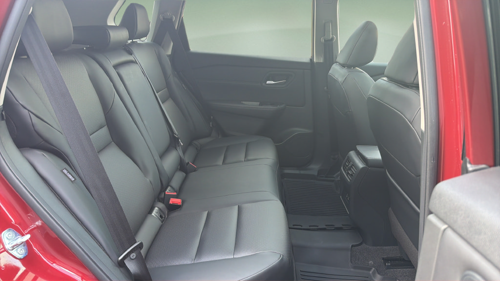New 2026 Nissan Rogue Dark Armor FWD image 18