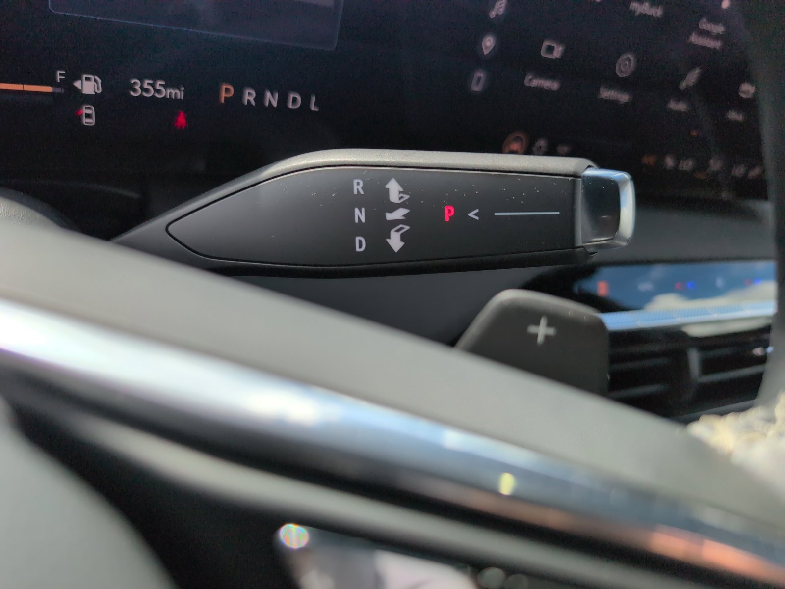 Used 2025 Buick Enclave Preferred image 22