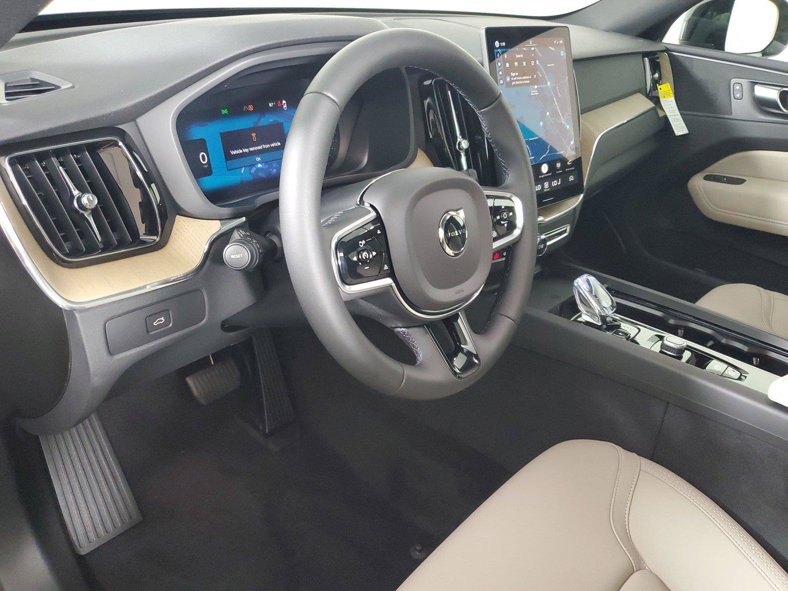 New 2027 Volvo XC60 B5 Core AWD/4WD image 24