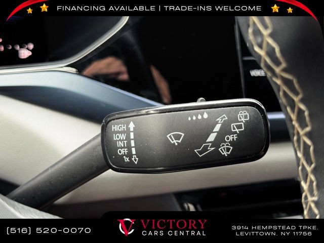 Used 2023 Volkswagen Taos SE image 32