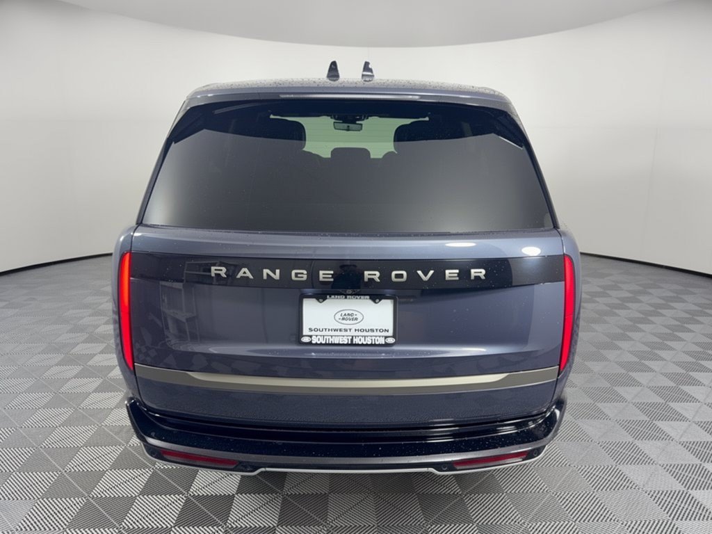 Used 2024 Land Rover Range Rover Long Wheelbase SE AWD/4WD image 11