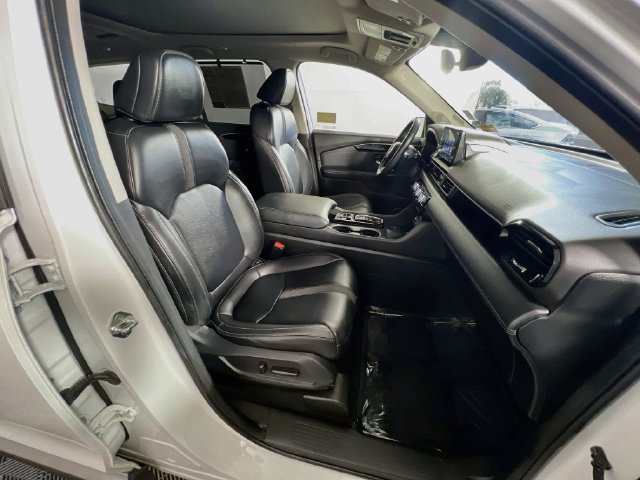 Used 2023 Honda Pilot Touring image 30