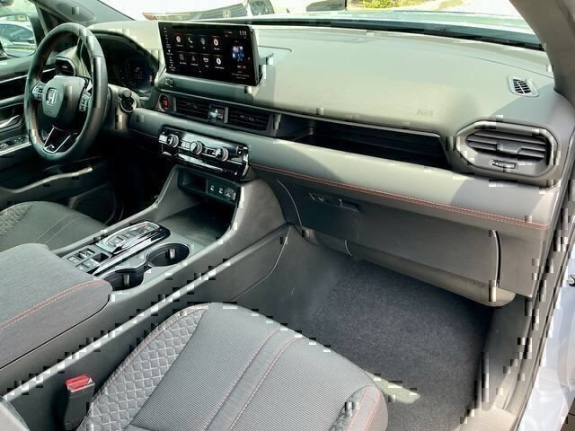 New 2026 Honda Pilot Sport image 27