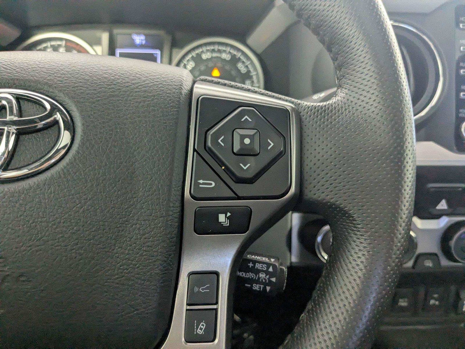 Certified 2022 Toyota Tacoma Limited AWD/4WD image 18