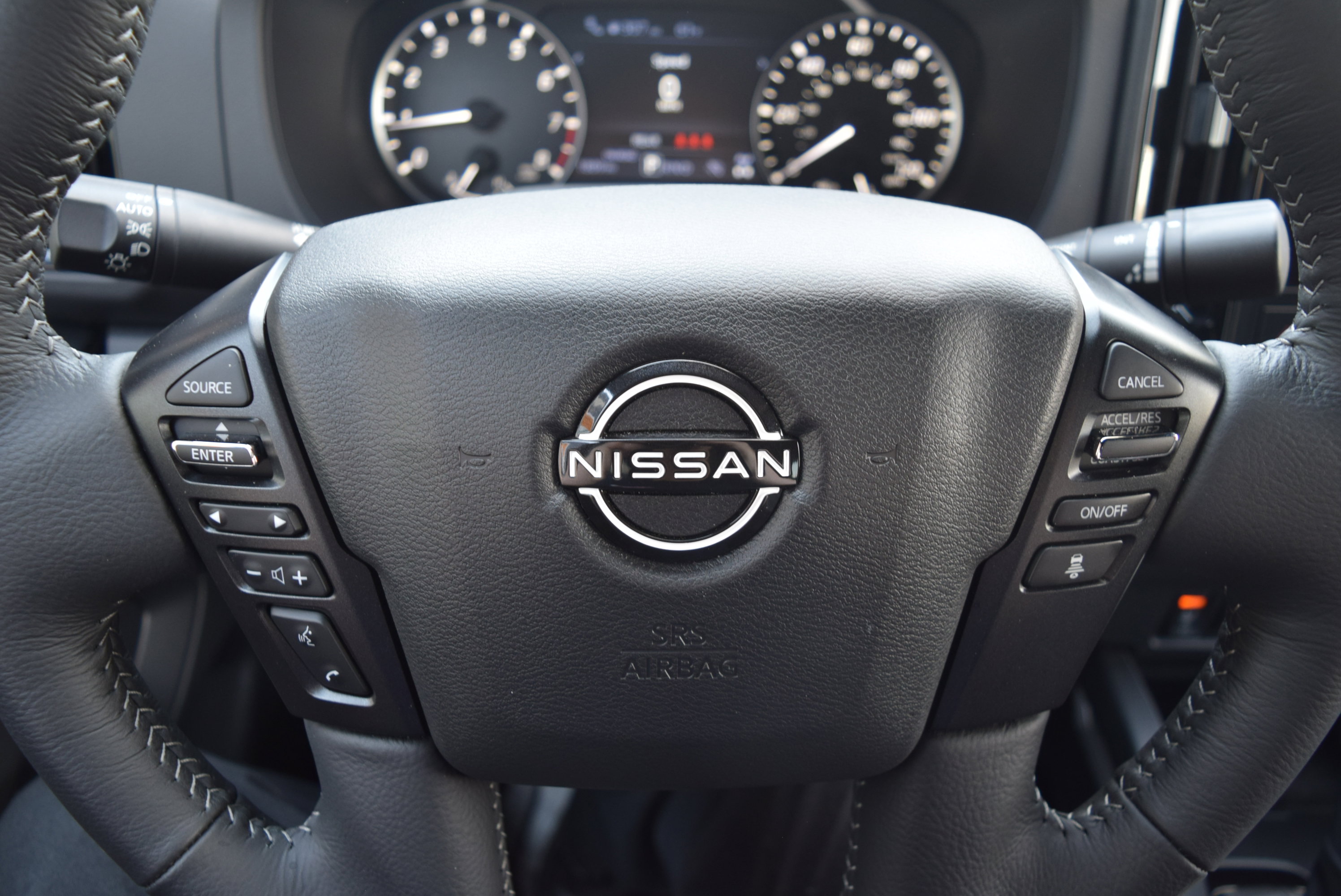 Used 2026 Nissan Frontier SV w/ All-Weather Content Package AWD/4WD image 12