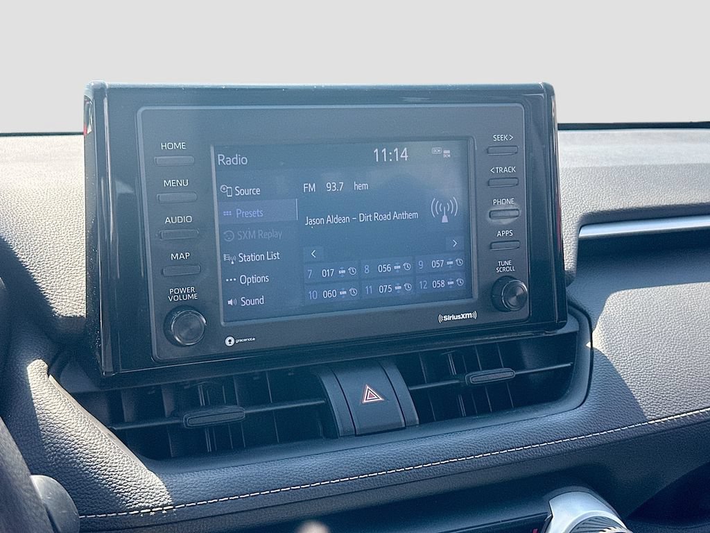 Used 2020 Toyota RAV4 XLE FWD image 14
