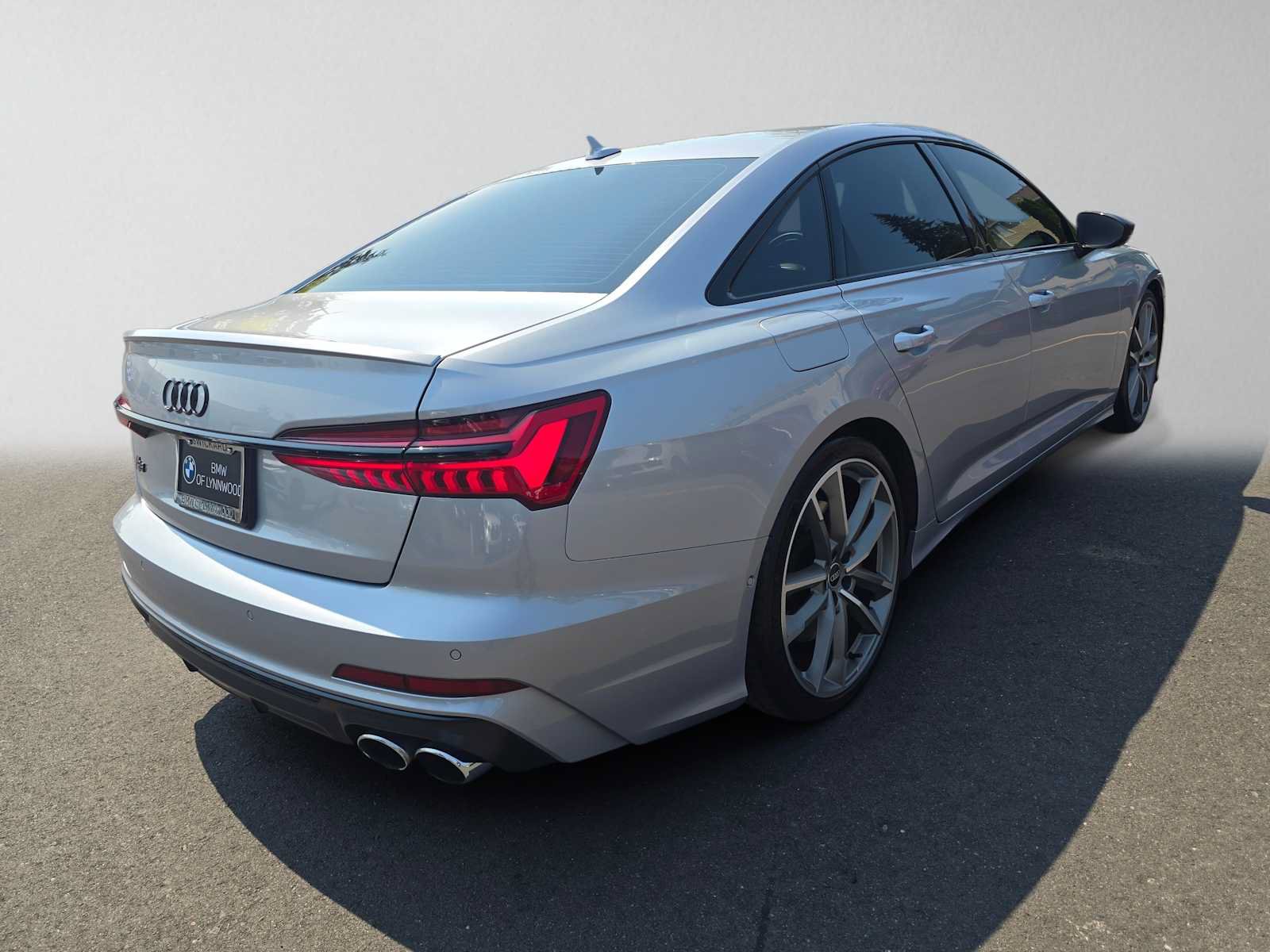 Used 2021 Audi S6 Prestige w/ Prestige Package AWD/4WD image 3