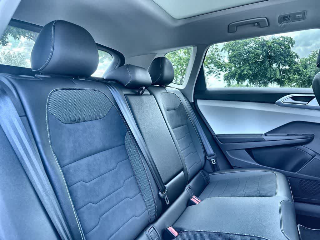 New 2026 Volkswagen Taos SE FWD image 26