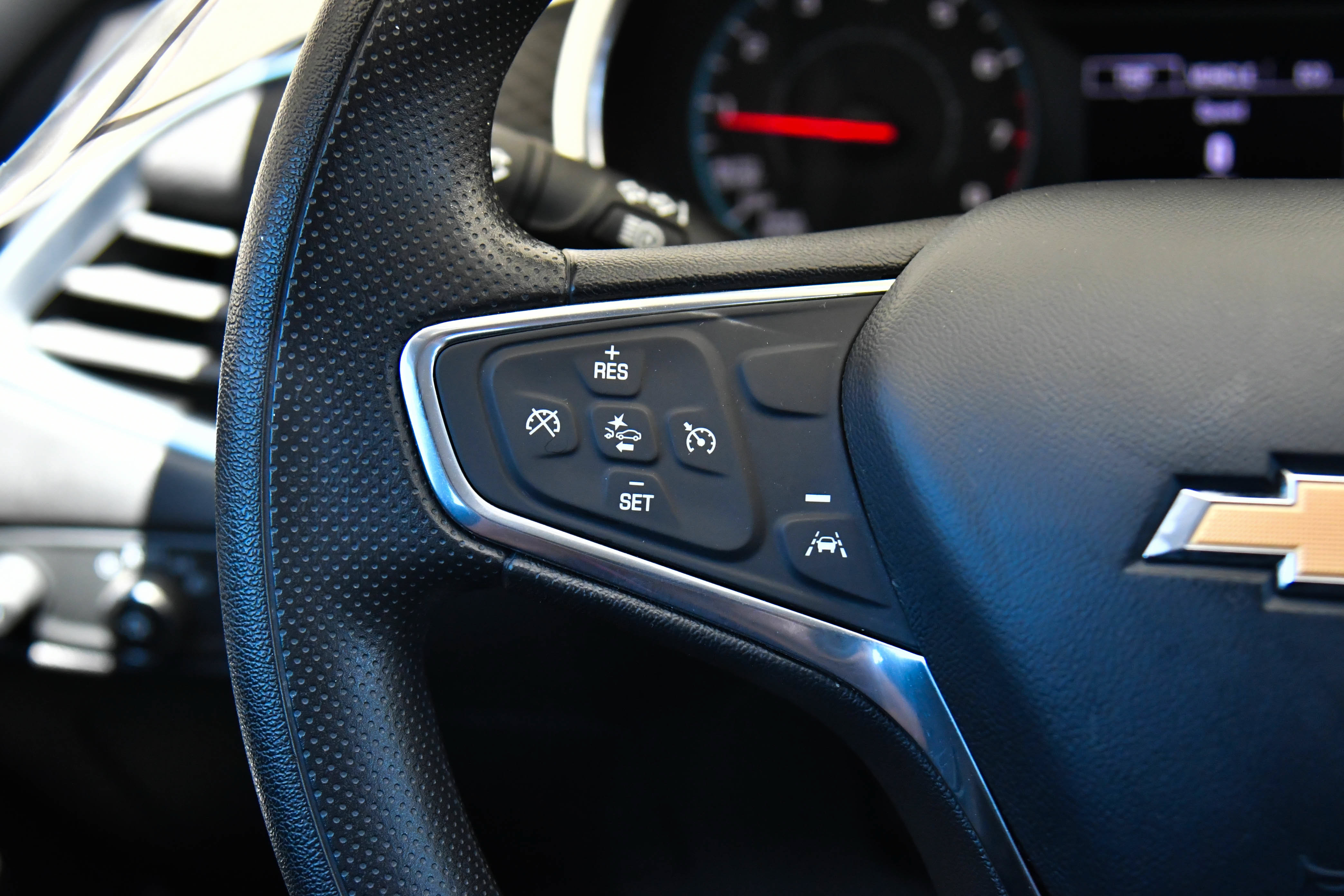 Used 2020 Chevrolet Malibu LT FWD image 30