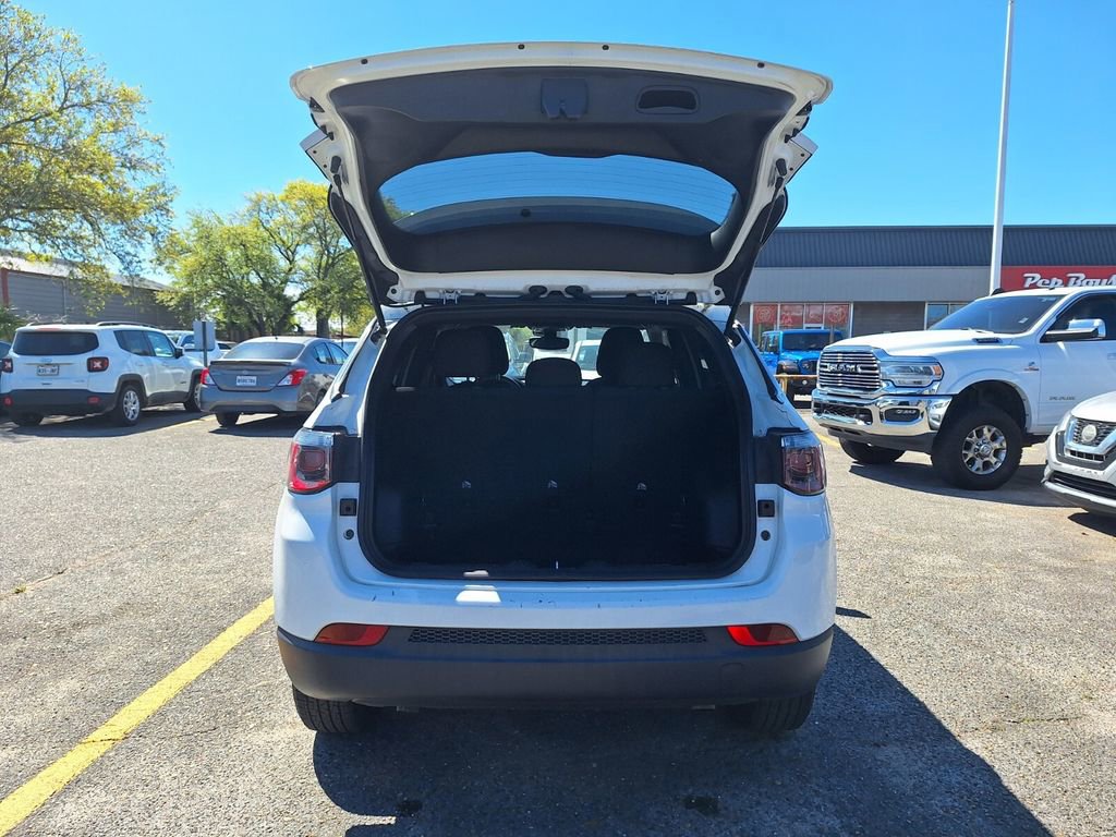 Used 2023 Jeep Compass Sport image 25