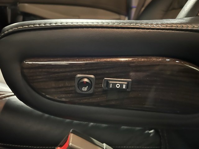 Used 2025 GMC Savana 2500 w/ Driver Convenience Package image 36