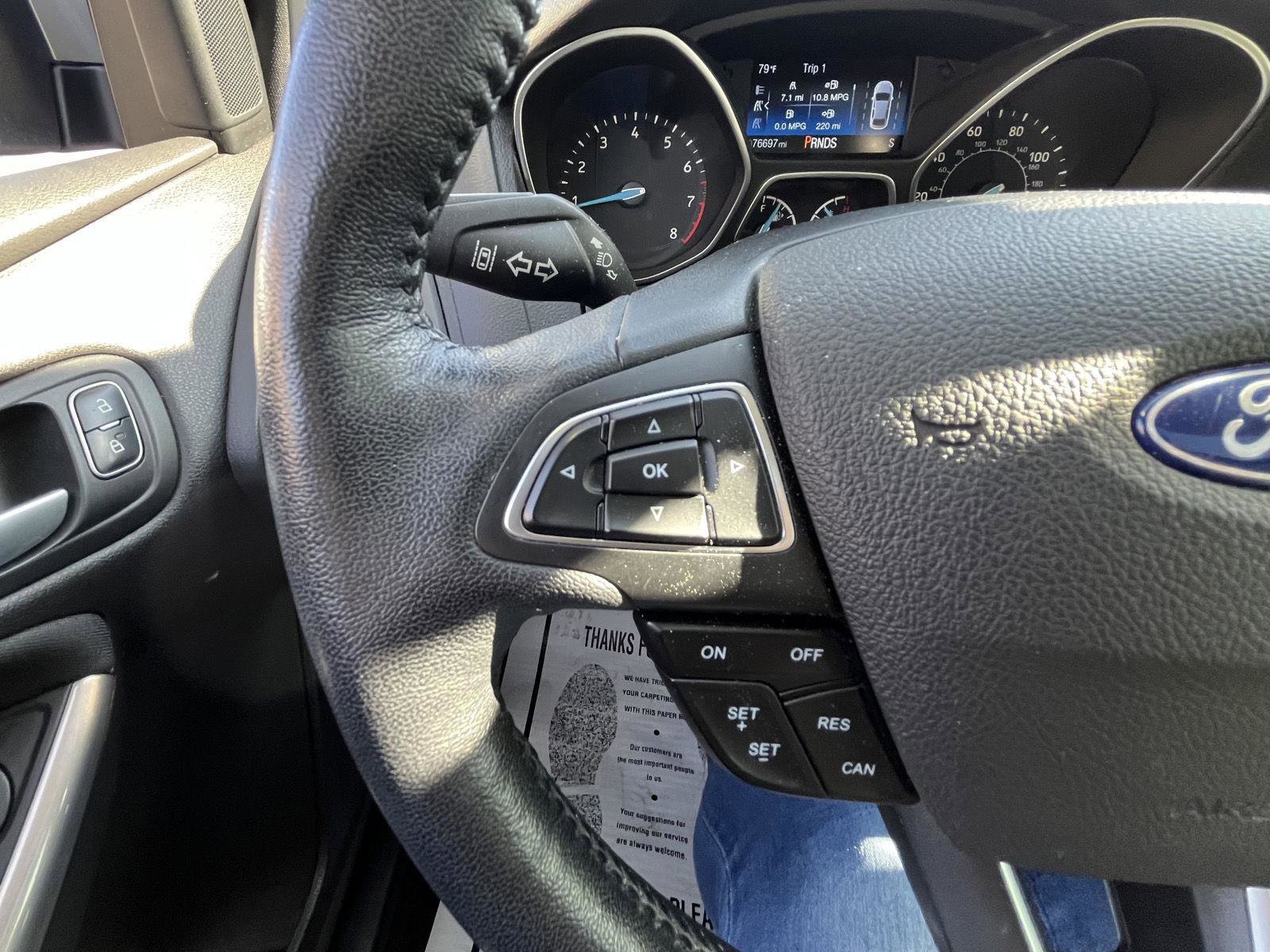 Used 2018 Ford Focus Titanium w/ Titanium Technology Package image 11