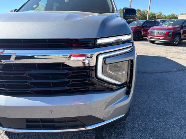 New 2026 Chevrolet Tahoe LS w/ LPO, Dark Essentials Package AWD/4WD image 14