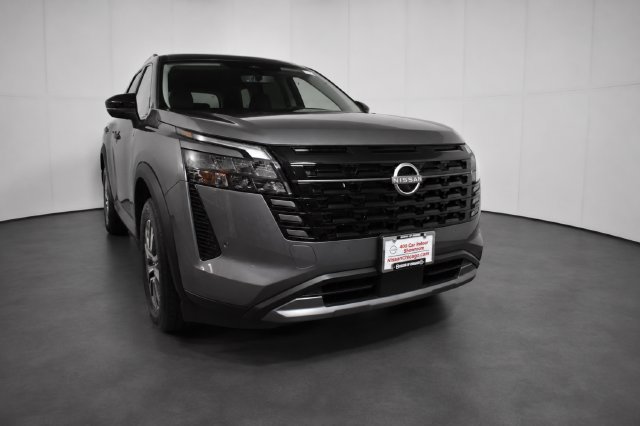 New 2026 Nissan Pathfinder SL AWD/4WD image 3