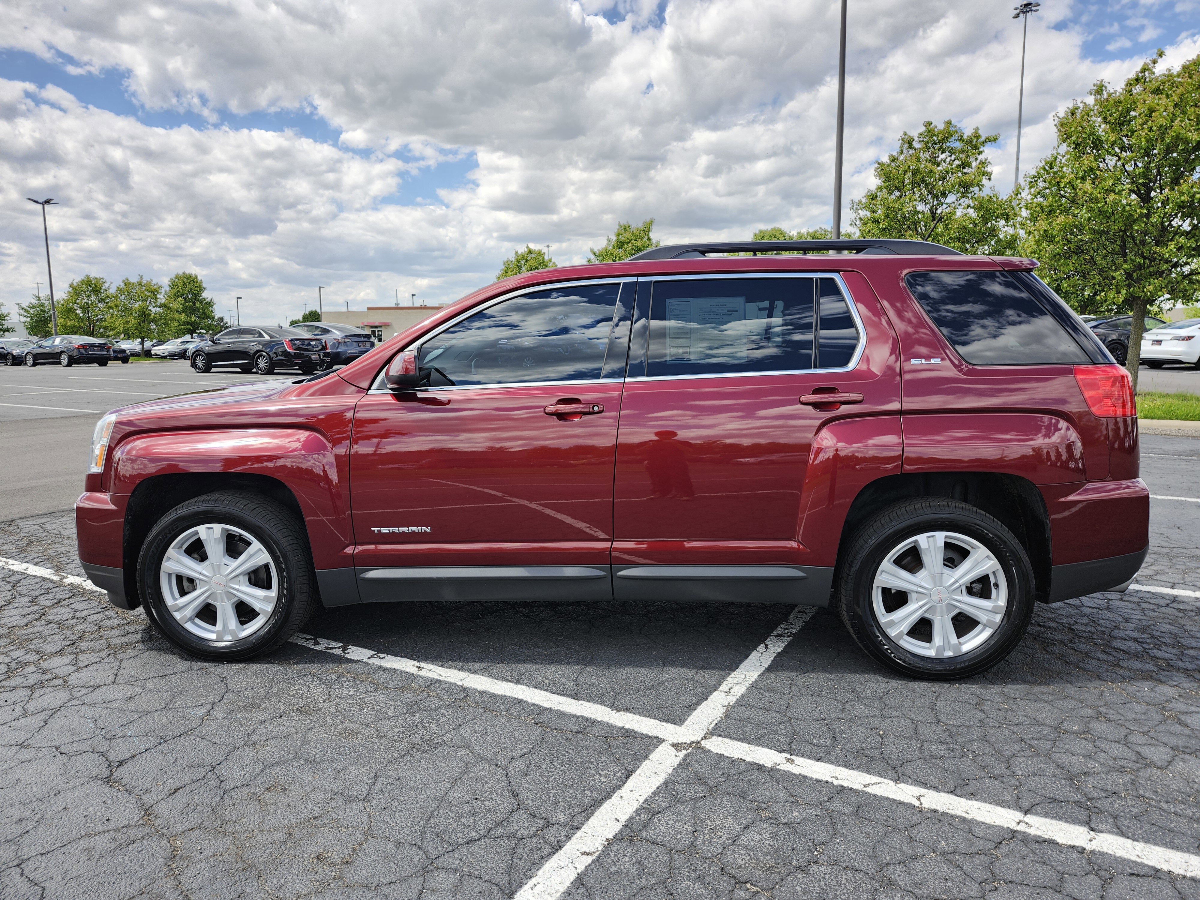 Used 2017 GMC Terrain SLE w/ Driver Alert Package I FWD image 14