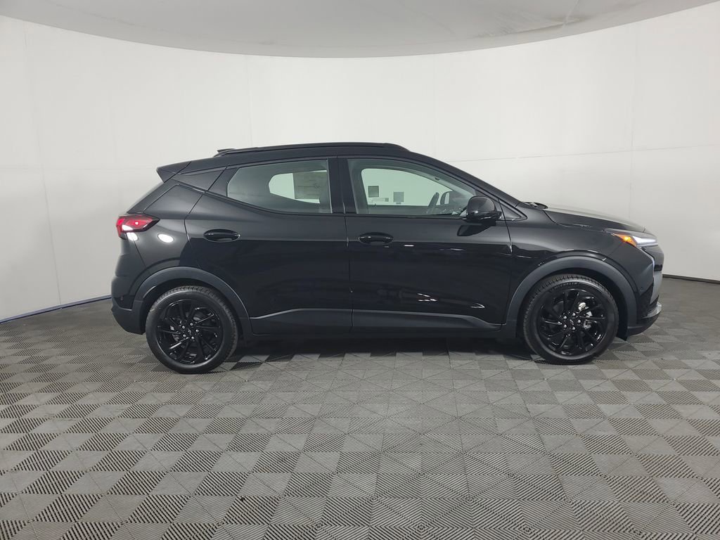 New 2027 Chevrolet Bolt RS w/ Super Cruise Package FWD image 3