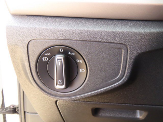 Used 2018 Volkswagen Atlas SE image 26