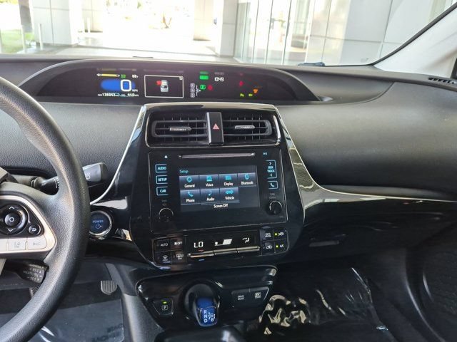 Used 2017 Toyota Prius Two w/ Prius Two Safety Plus Package FWD image 20