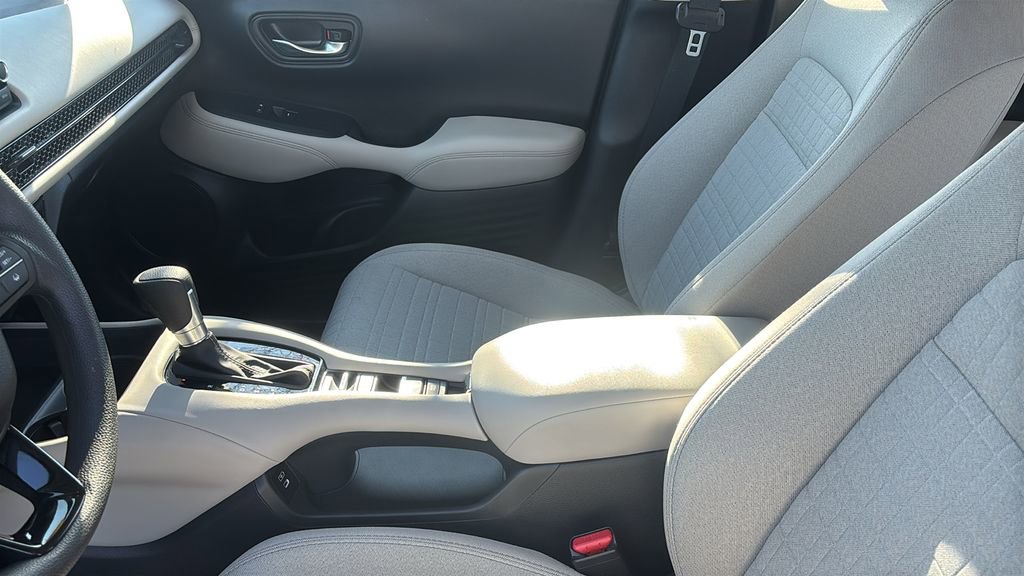 Used 2025 Honda HR-V LX image 25