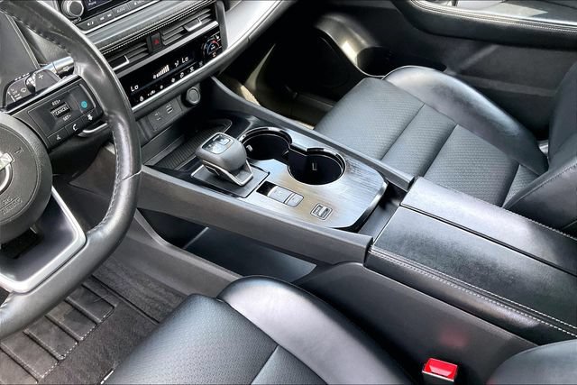 Certified 2023 Nissan Rogue SV w/ SV Premium B Package FWD image 17