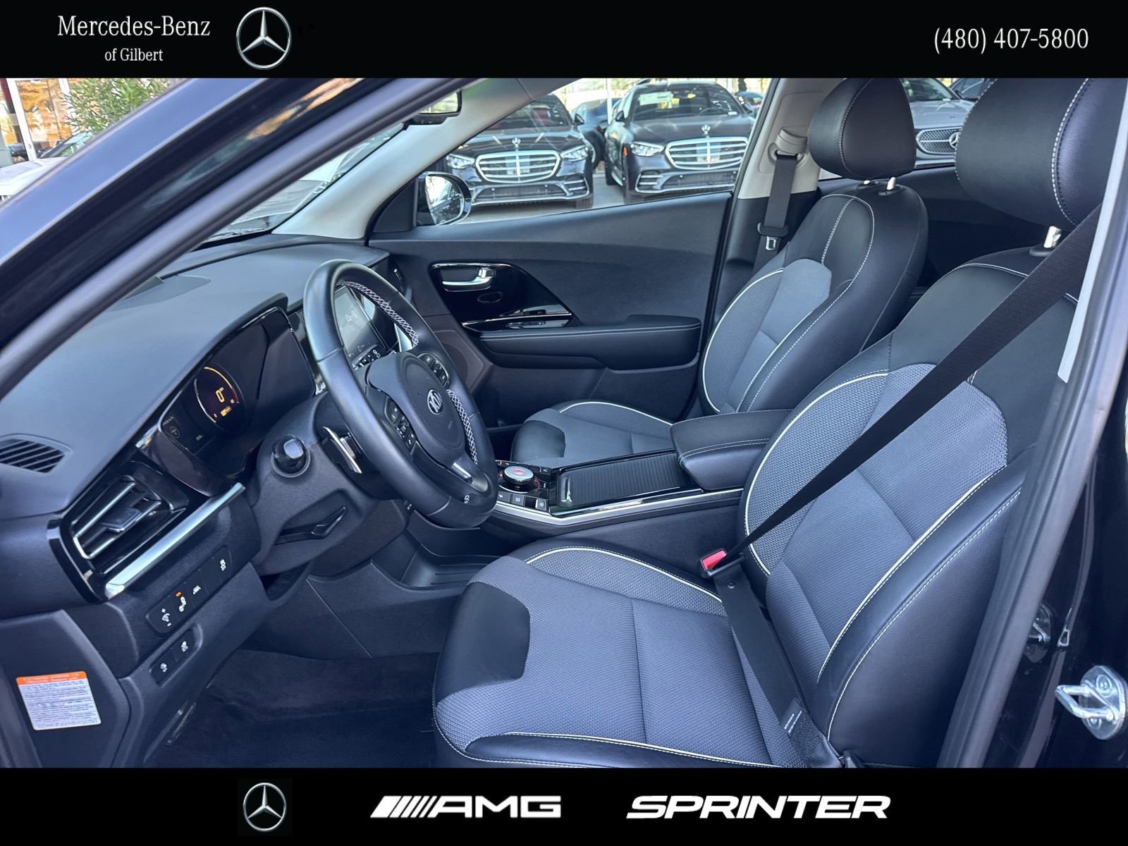 Used 2021 Kia Niro EX image 8