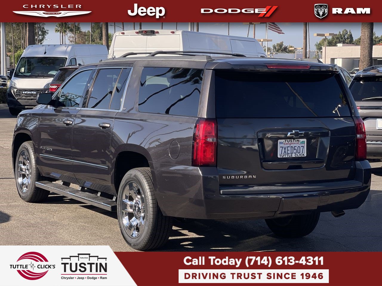 Used 2017 Chevrolet Suburban LT w/ LT Signature Package AWD/4WD image 10