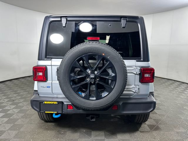 Used 2023 Jeep Wrangler Unlimited Sahara w/ Cold Weather Group AWD/4WD image 4