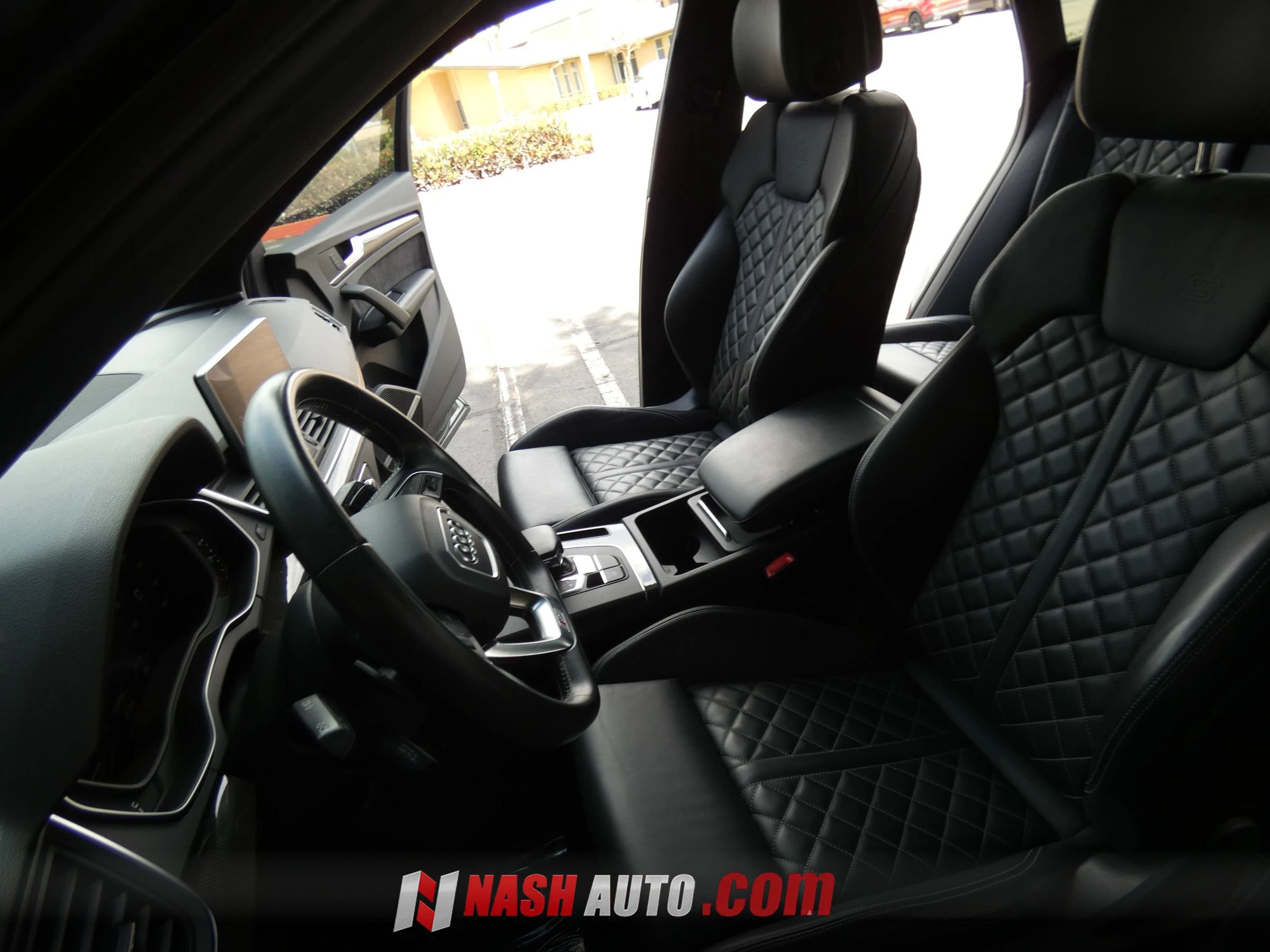 Used 2018 Audi SQ5 Premium Plus w/ S Sport Package AWD/4WD image 52