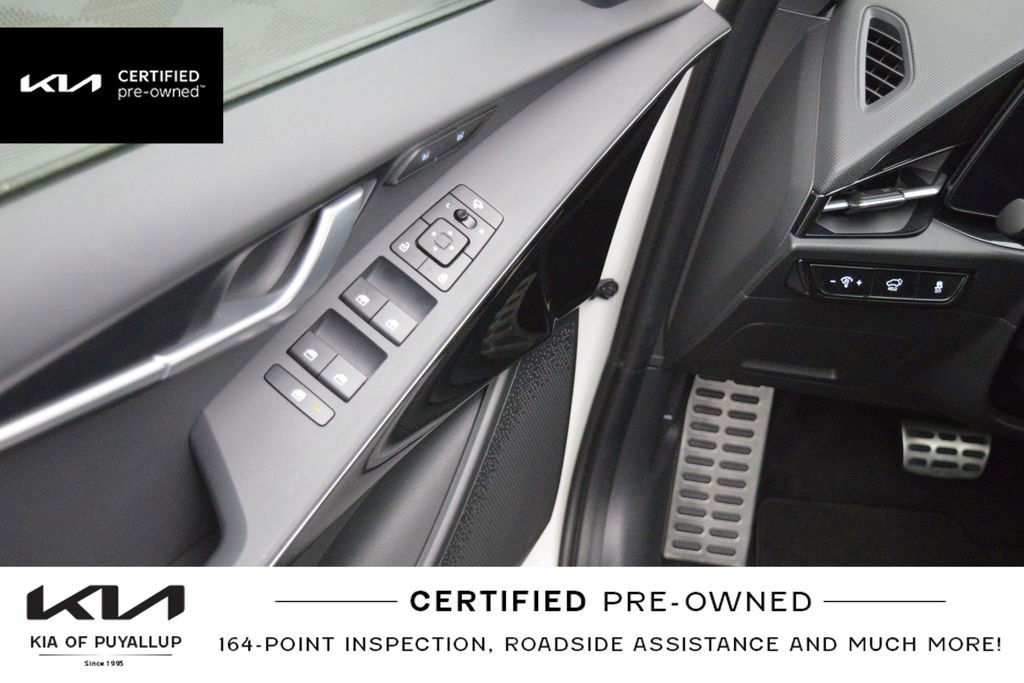 Certified 2023 Kia Niro Wave image 27