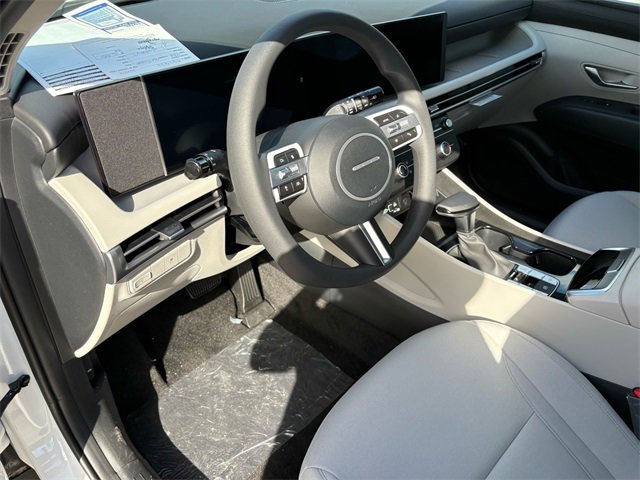 New 2026 Hyundai Tucson SE image 9